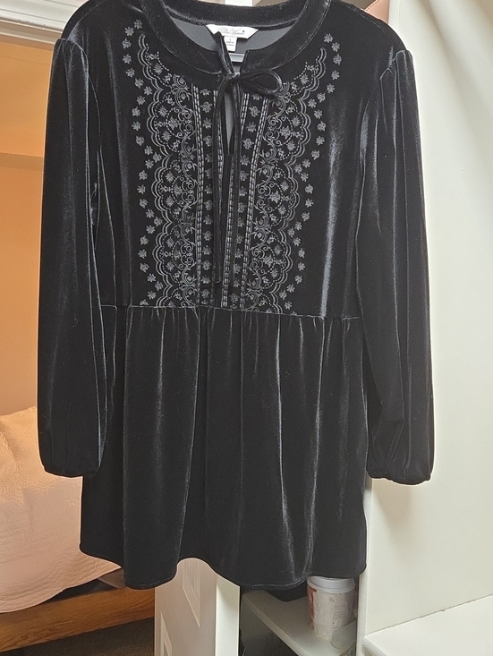 The Pioneer Woman Tops - The Pioneer Woman Black Velvet Embroidered Tie-Neck Peplum Long Sleeve Top